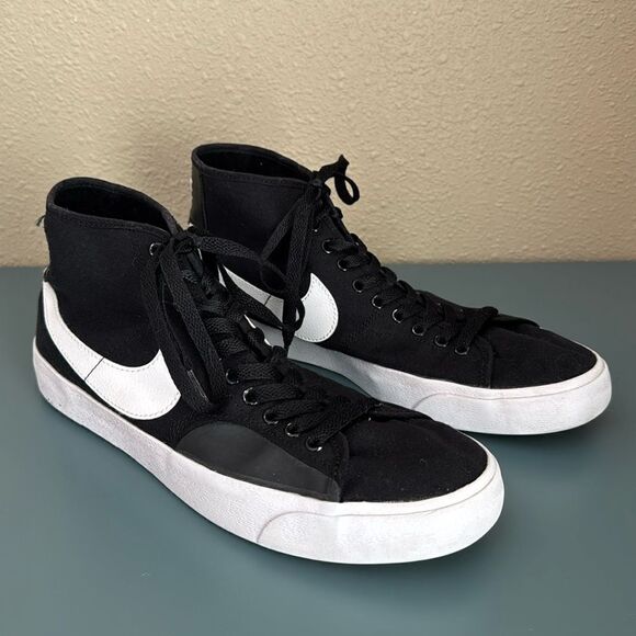 NIKE SB Blazer Court Mid Black & White Men\'s 10 main image 8